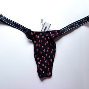 🖤🍓NWT/ Victoria's Secret Strawberry Pattern Thong